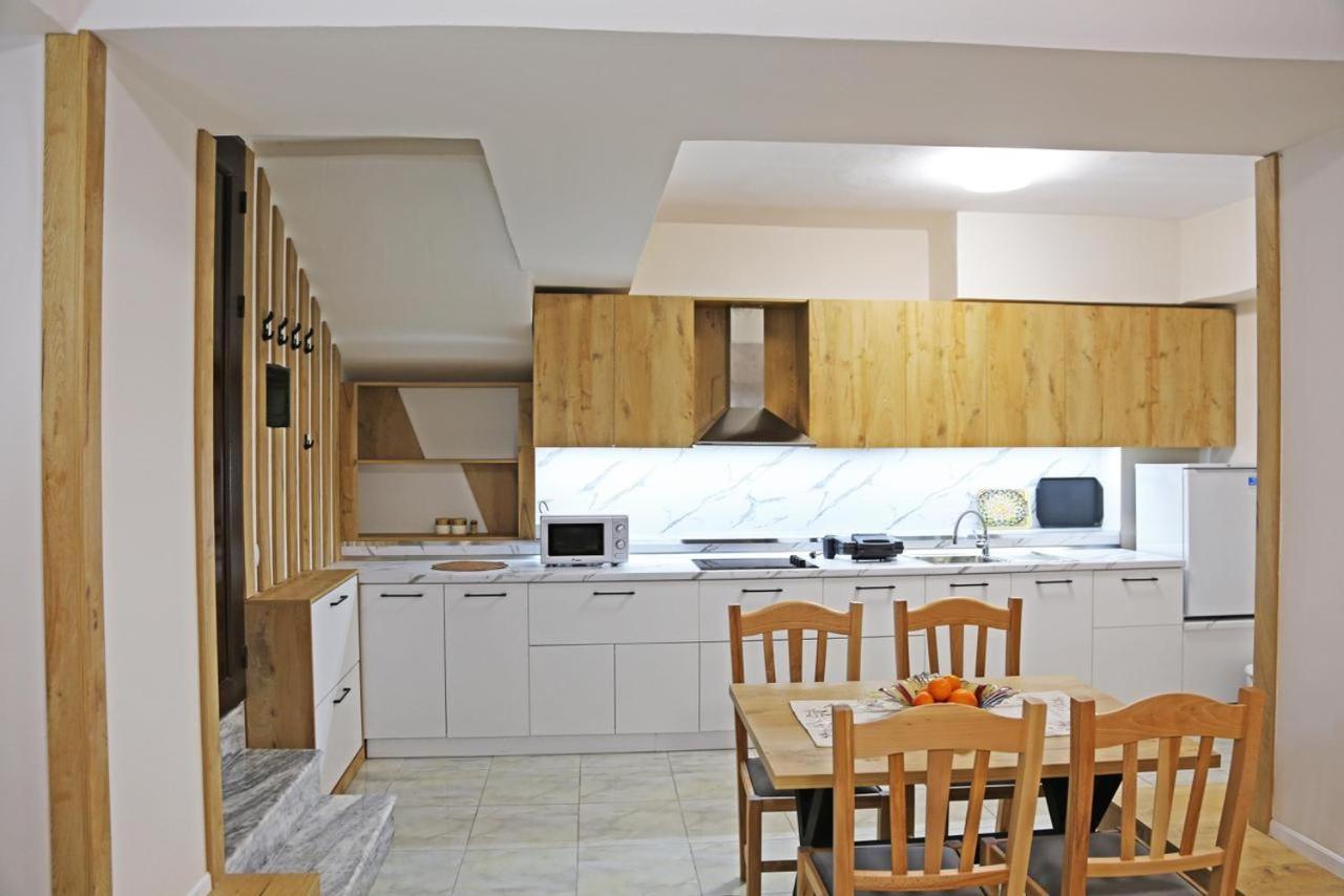 Modern Marvel Apartment Krujë المظهر الخارجي الصورة
